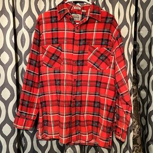 Women’s flannel LG